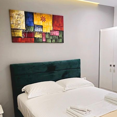 Vila 31 Sarande Luaran gambar