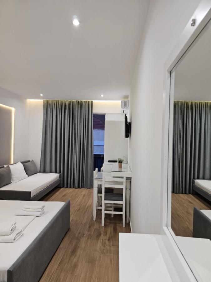 Vila 31 Sarande Luaran gambar
