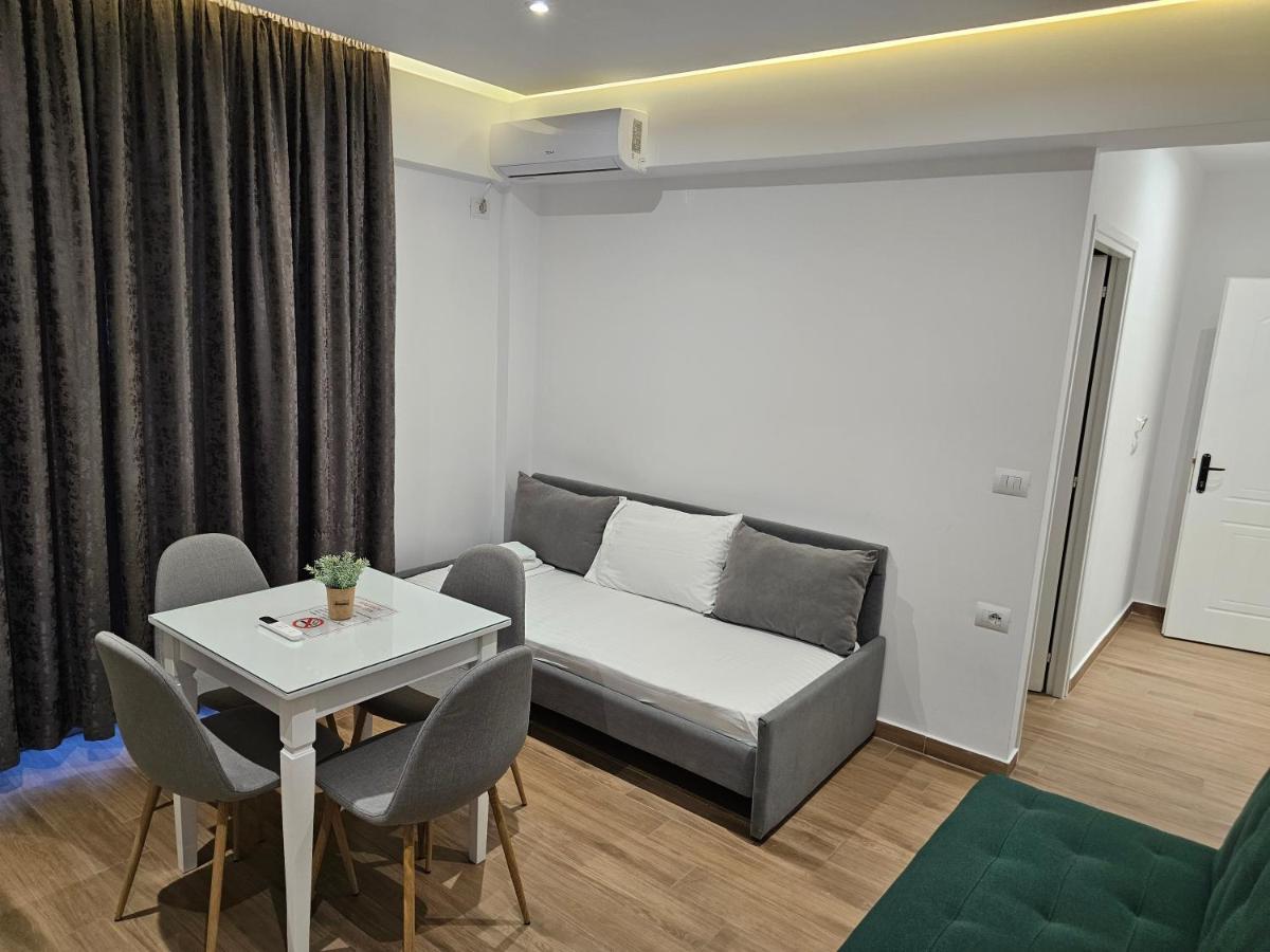 Vila 31 Sarande Luaran gambar