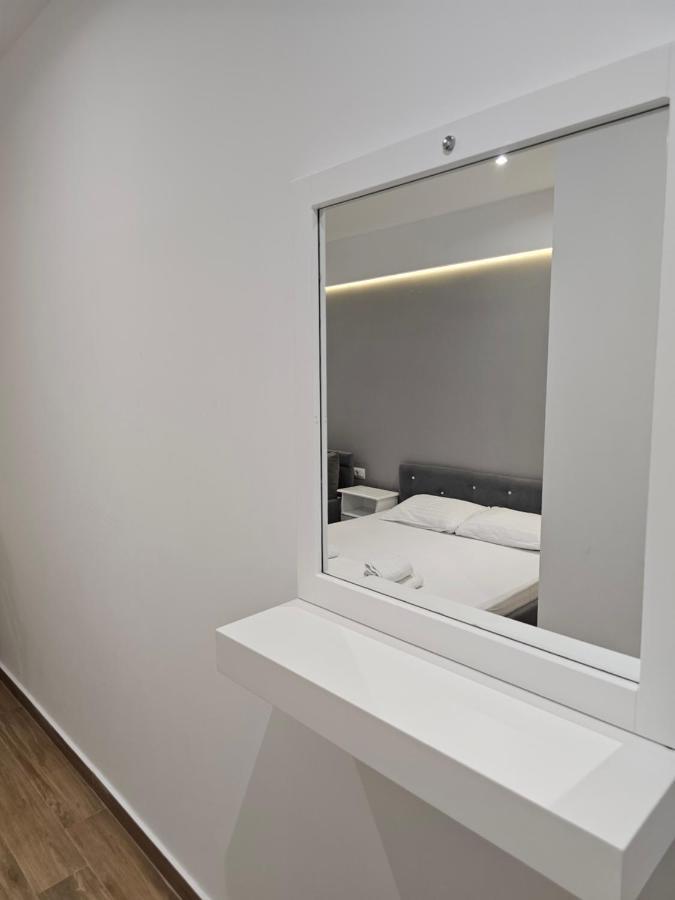 Vila 31 Sarande Luaran gambar